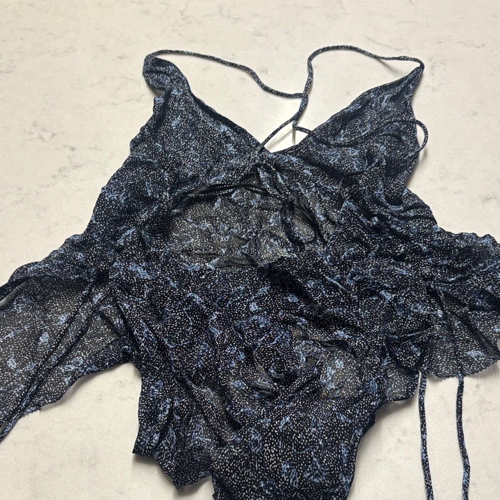 Zara set - great as a fun cover up! XS - Picture 4 of 4